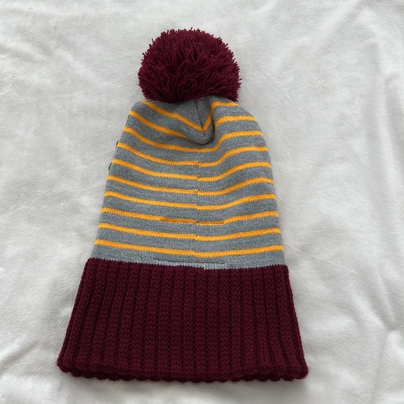 Brand new freecity pompom hat - Picture 4 of 4